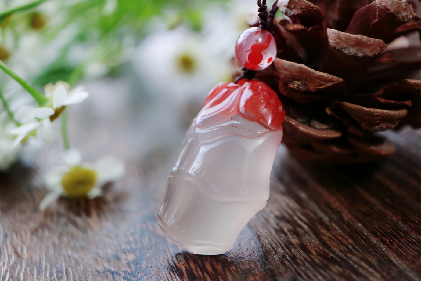 冰飘南红手串会越戴越红吗,为什么有的冰飘南红只要几十元