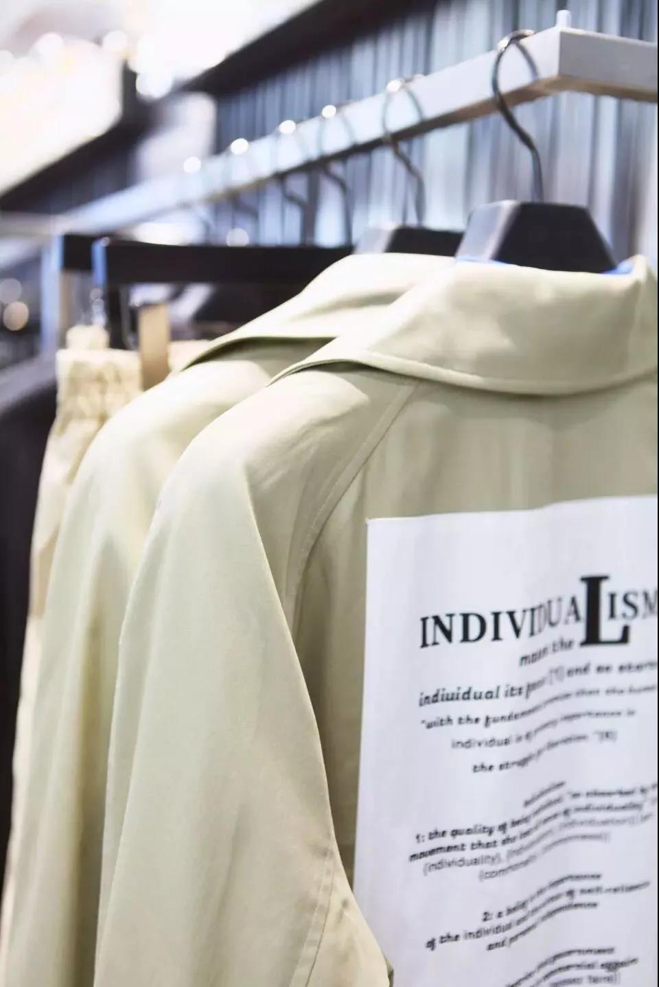 卡宾中国风男装,卡宾男装店铺装修风格