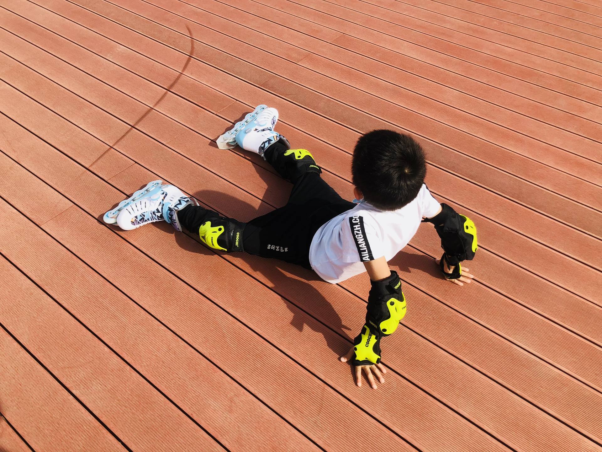 轮滑鞋5-12岁初学者酷骑,cooghi酷骑儿童轮滑鞋测评