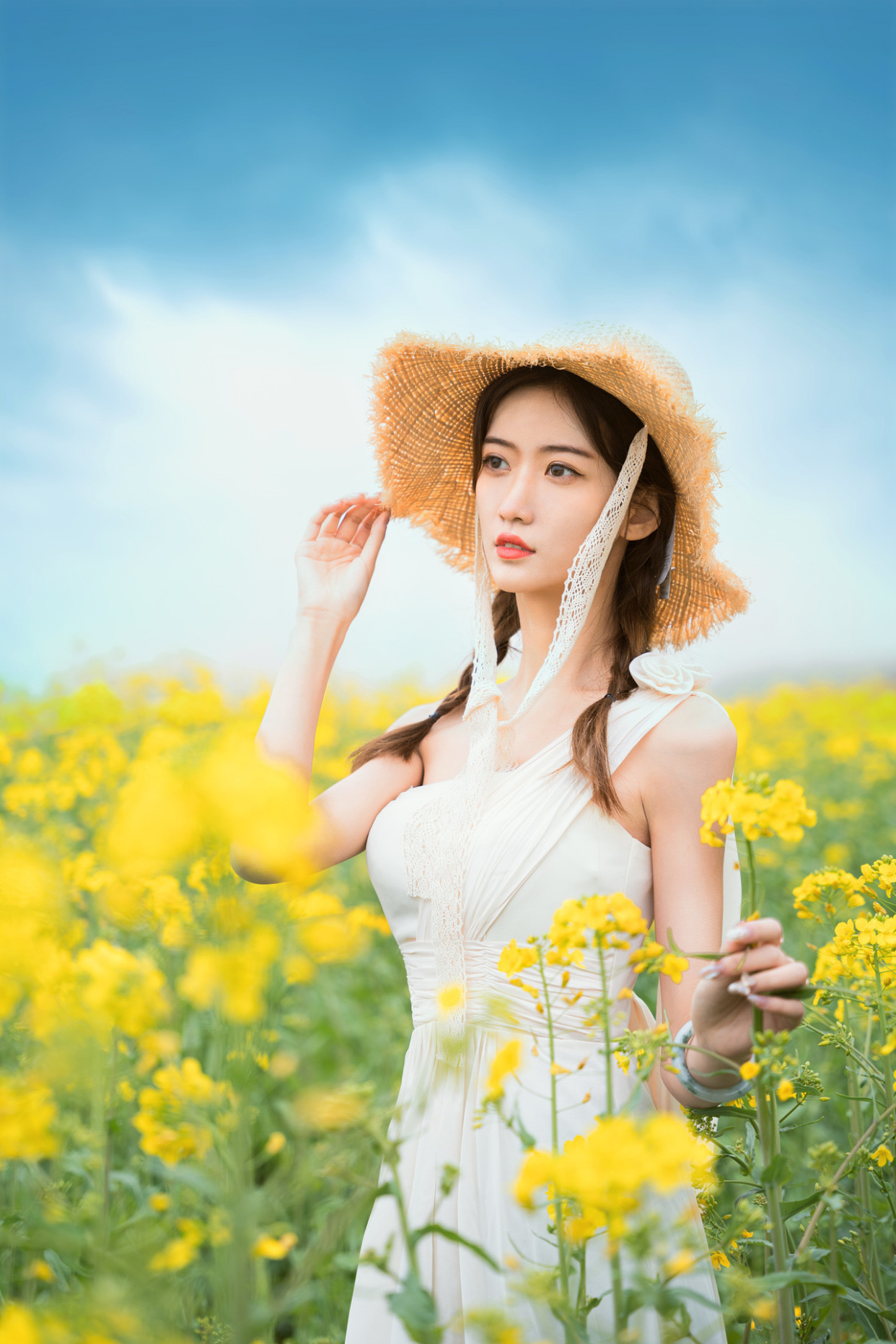 如何拍出帅气的侧颜照片,怎样拍出好看的侧颜自拍