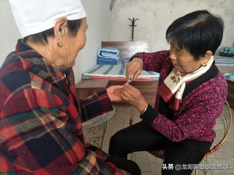 如何与强势又嘴碎的婆婆相处,怎样和一个懒惰又自私的婆婆相处