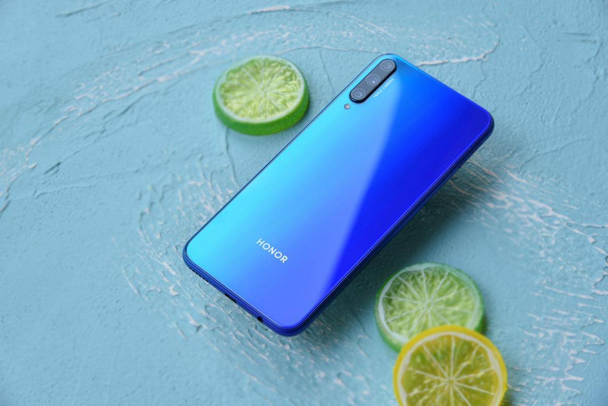 荣耀play3这些亮点你真的都知道吗,荣耀play3是千元机皇吗