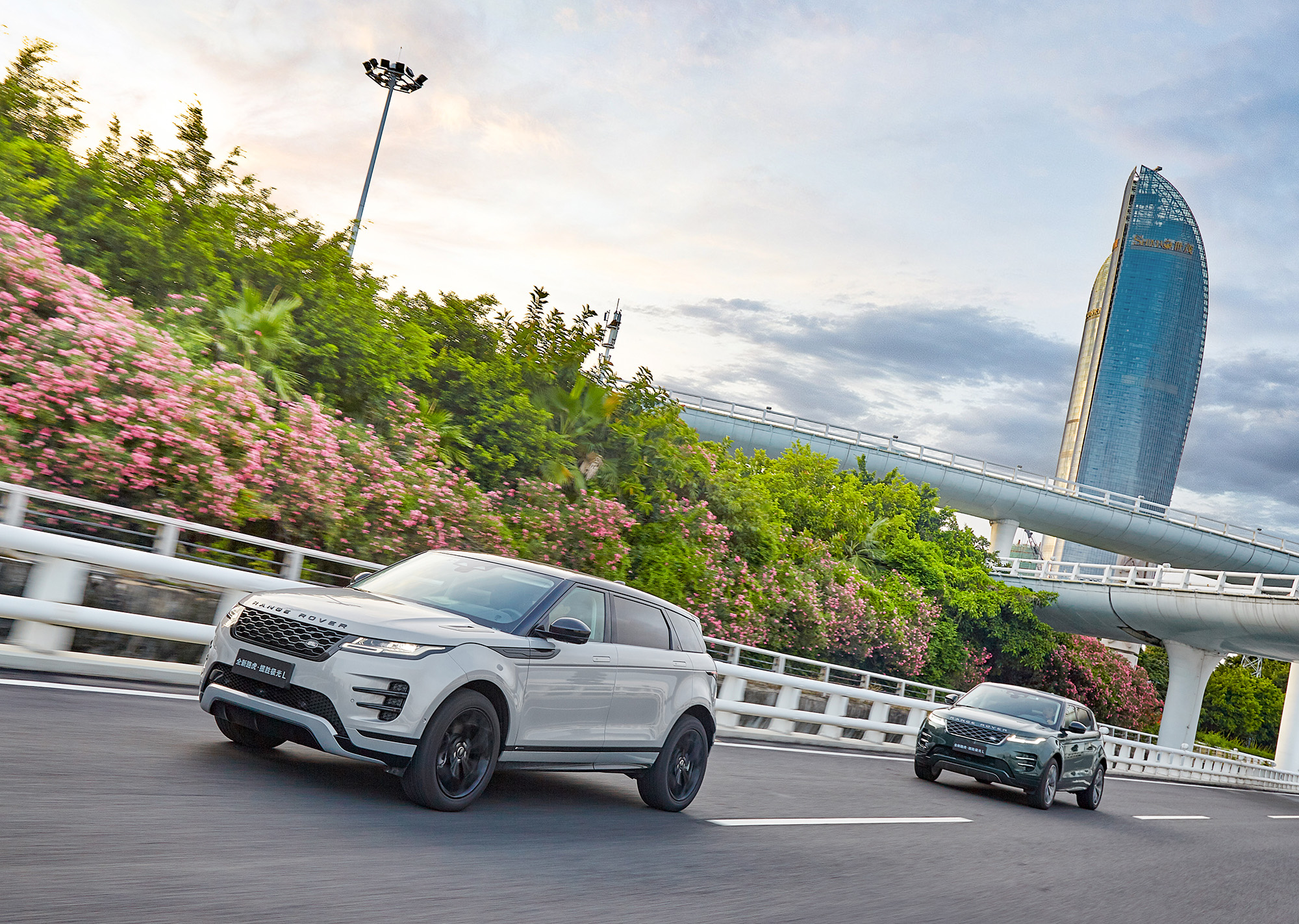 路虎揽胜极光l怎么样值得购买吗,2022路虎揽胜极光l值得买么