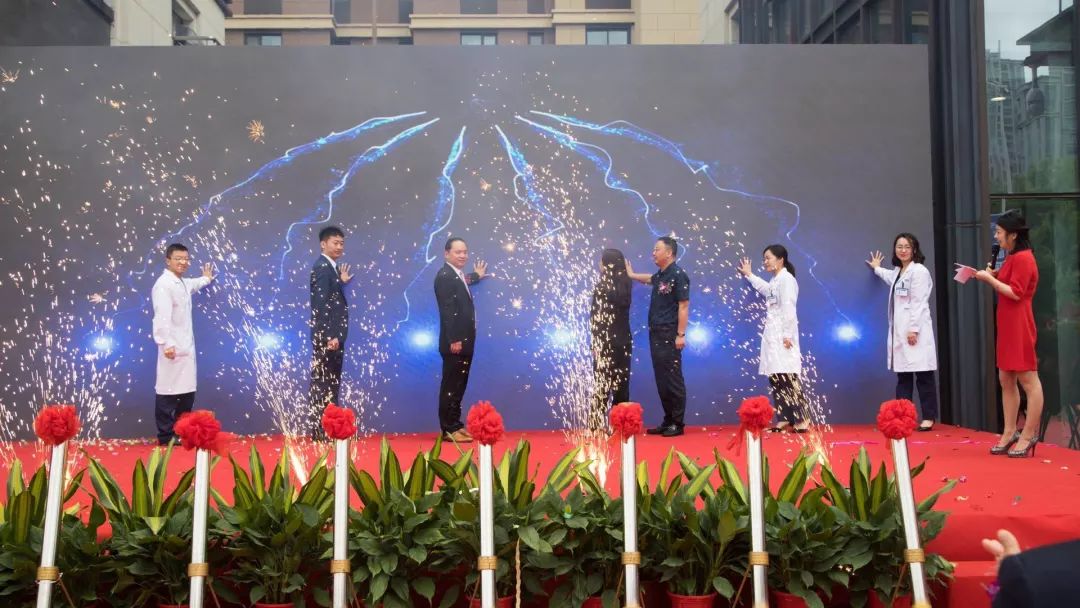 海门玉惠口腔医院营业时间,海门玉蕙口腔医院植牙