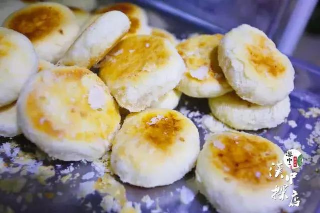 汉中80后退伍军人转行卖馅饼，顾客从早排到晚