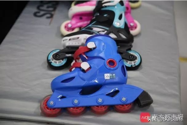 轮滑鞋怎么辨别真假,轮滑鞋是否合格