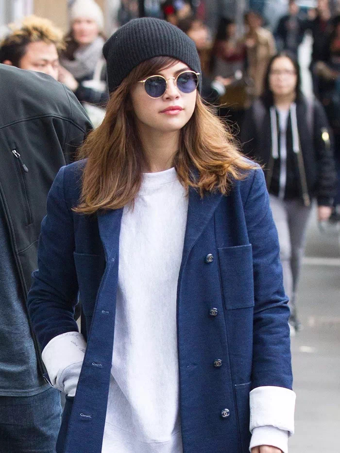 脸小适合戴哪种帽子好看,脸大的女生戴什么样帽子好看