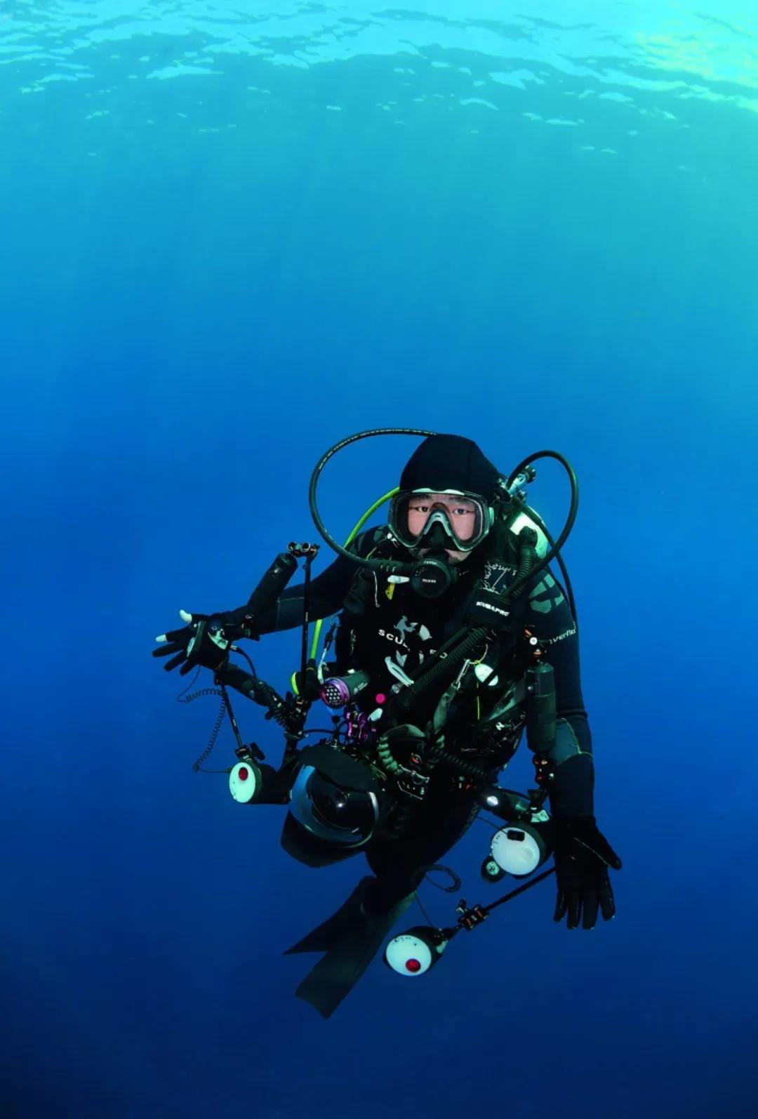 火山岛海底,人工岛珊瑚岛火山岛