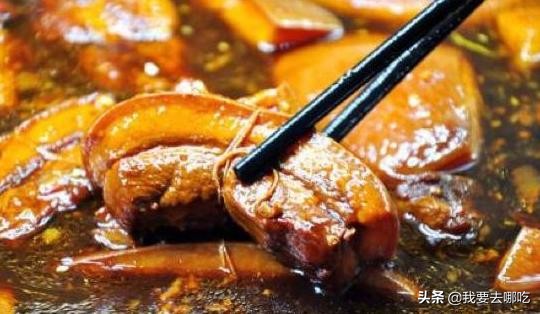 一个人穷游中国吃济南把子肉快餐,去哪吃济南把子肉