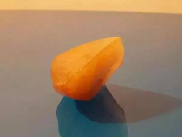 玩玉人的五个特征,玩玉之人最深度解析