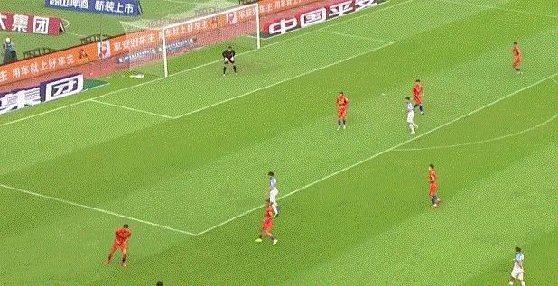 龌龊！泰山被骂驴拉磨，讥讽亚冠*案惨**