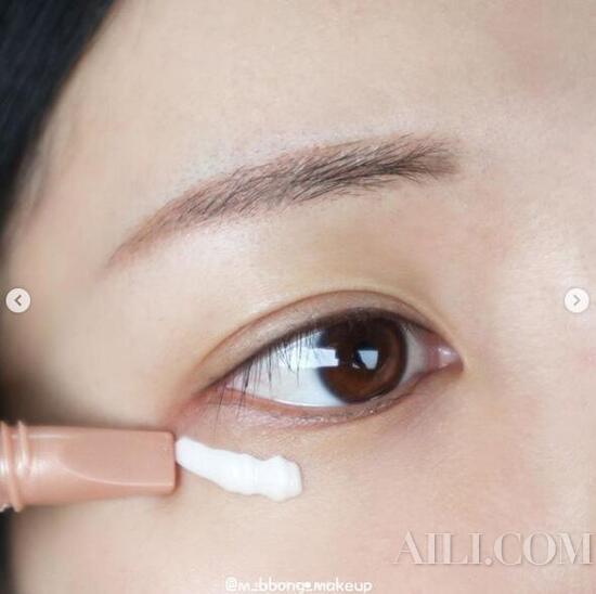 高价眼霜真的有用吗,昂贵的眼霜可有可无