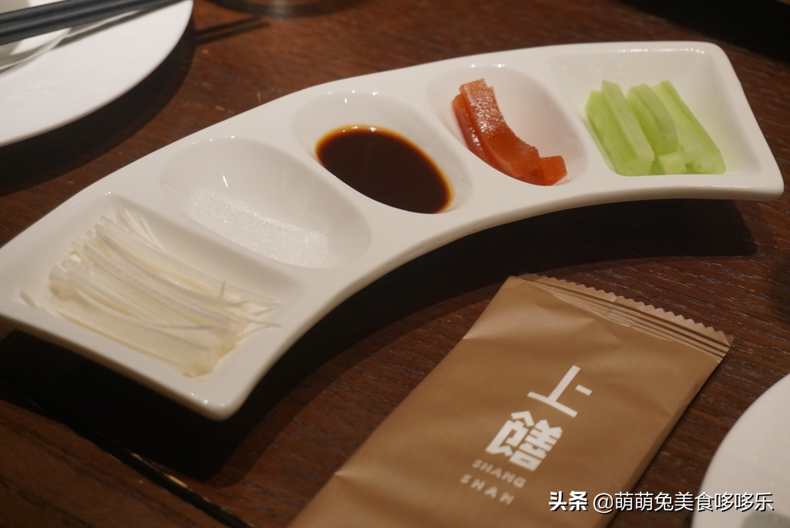 上饍·御上茗|清风不请,自然徐来,谷雨茶时,春意葱茏