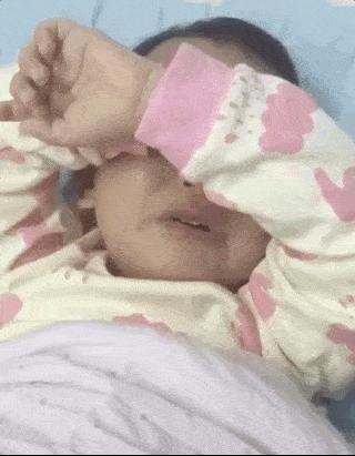 二胎喂奶要不要躲避大宝,二胎喂奶要避开大宝