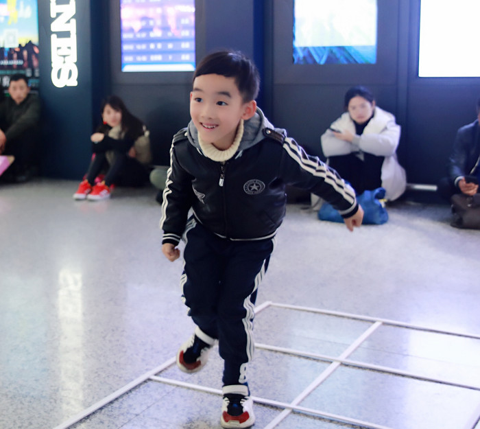 这个小镇承载了所有的童年跟青春,这座小镇承载了太多的回忆