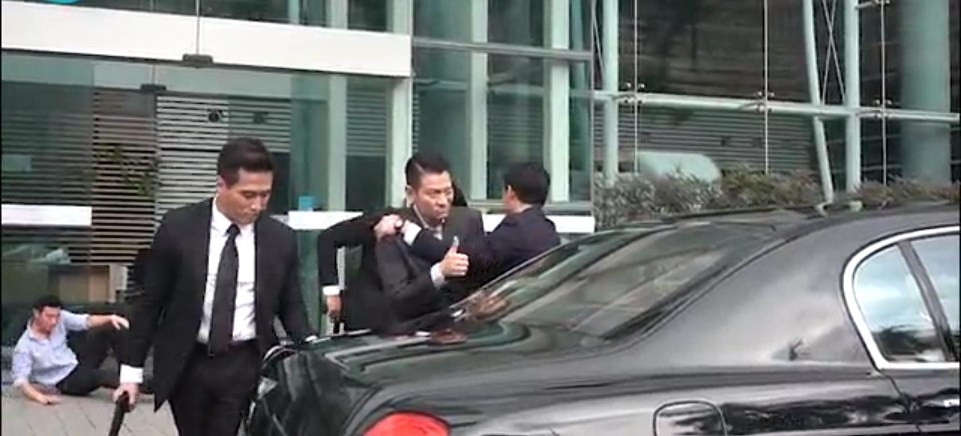 刘德华拍戏意外受伤,刘德华拍戏用力过猛戳伤女星眼睛