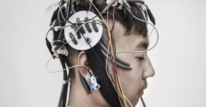 电击、开颅、切脑，为了治病精神病患者受过多少罪