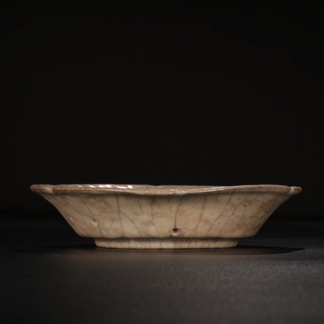 宋代哥窑盘,宋哥窑盘子图片大全