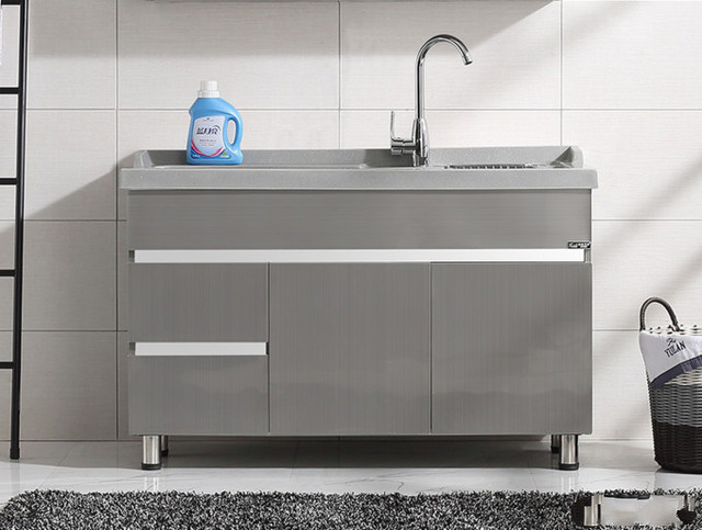 浴室柜选购技巧有哪些方法,浴室柜怎么选比较实用的材质