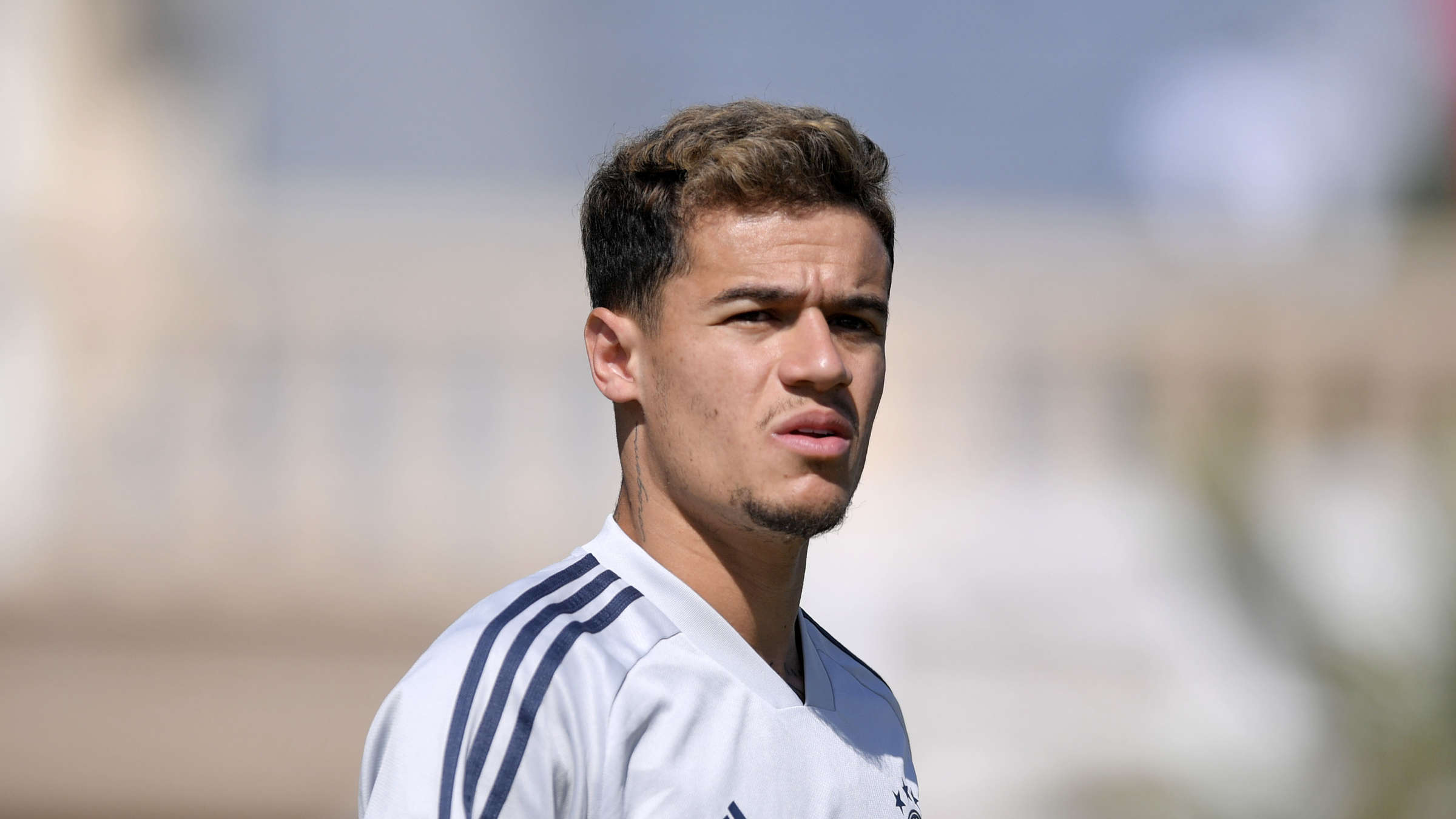 足坛最悲惨的一个球员,现今足坛十大被低估中场球员