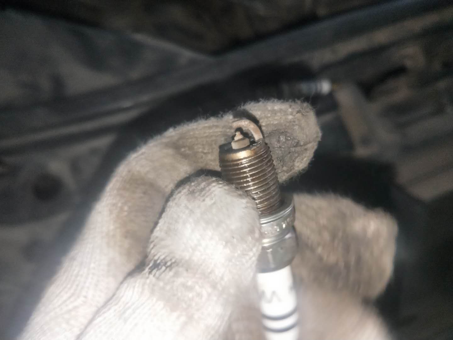 奥迪6缸2.8发动机通病,奥迪2.8v6发动机抖动缺缸