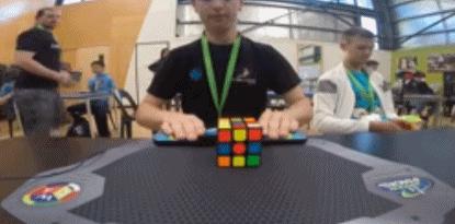 这个国出产邓文迪的前男友、不存在的热门景点，饮食堪称欧洲川菜