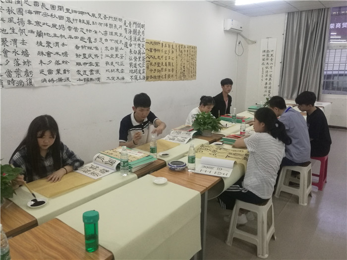 2022年编导艺考时间,北广之星编导艺考培训费用