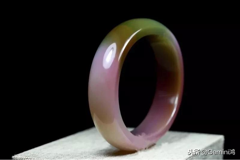 2018年的盐源玛瑙,文玩界的新宠紫绿玛瑙