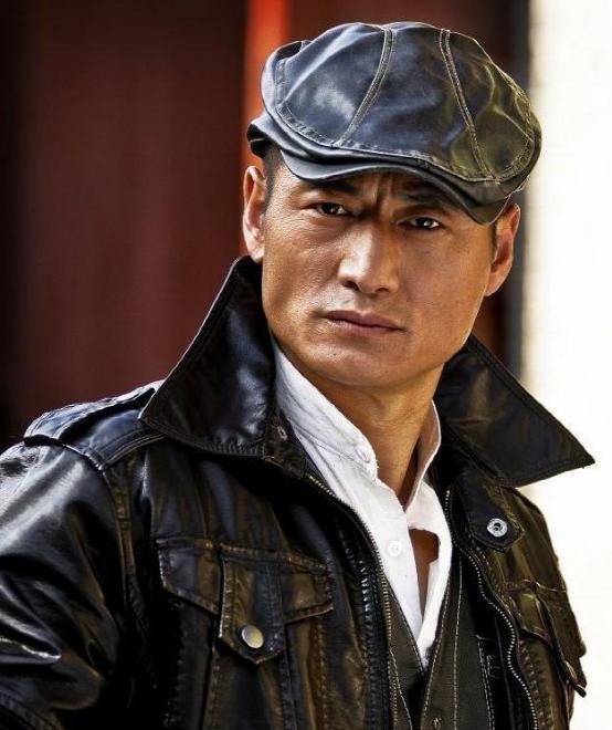 潜伏12位演员,潜伏剧组里有个真正的罪犯是谁