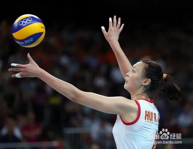 如何打好排球训练基本功,排球该怎么打才能打的更好