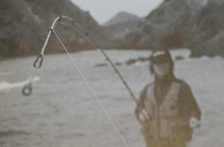 「日本矶钓」矶钓鱼竿选择，日本专业矶钓书籍