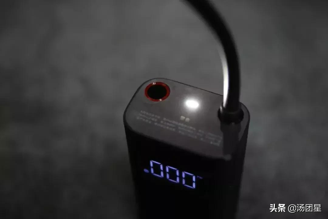 小米出了几款产品,小米的有锁和无锁