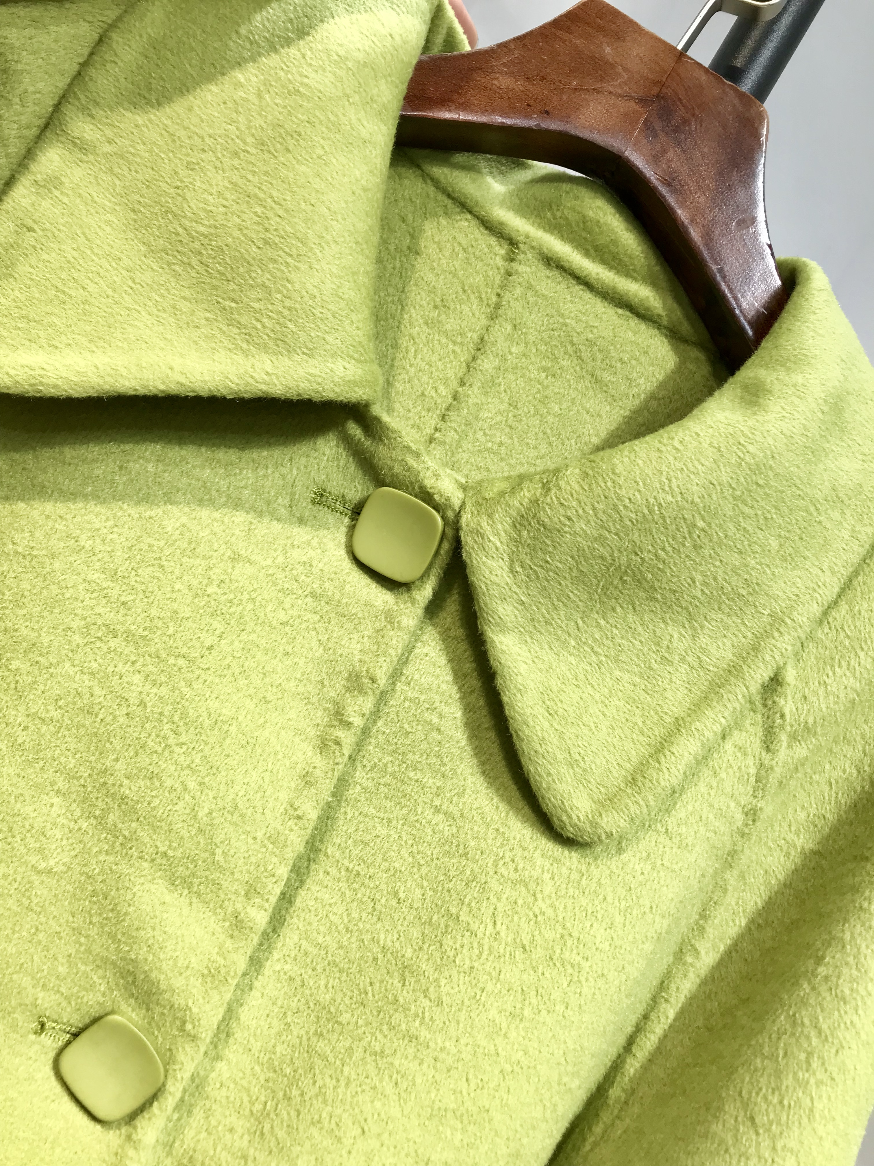 新款双面羊绒大衣品牌尾货灰色,羊绒大衣品牌女装尾货批发