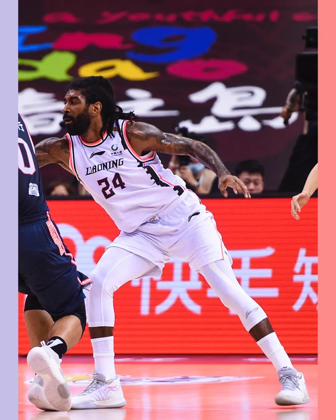 cba今日球鞋上脚一览,今日cba球鞋上脚一览