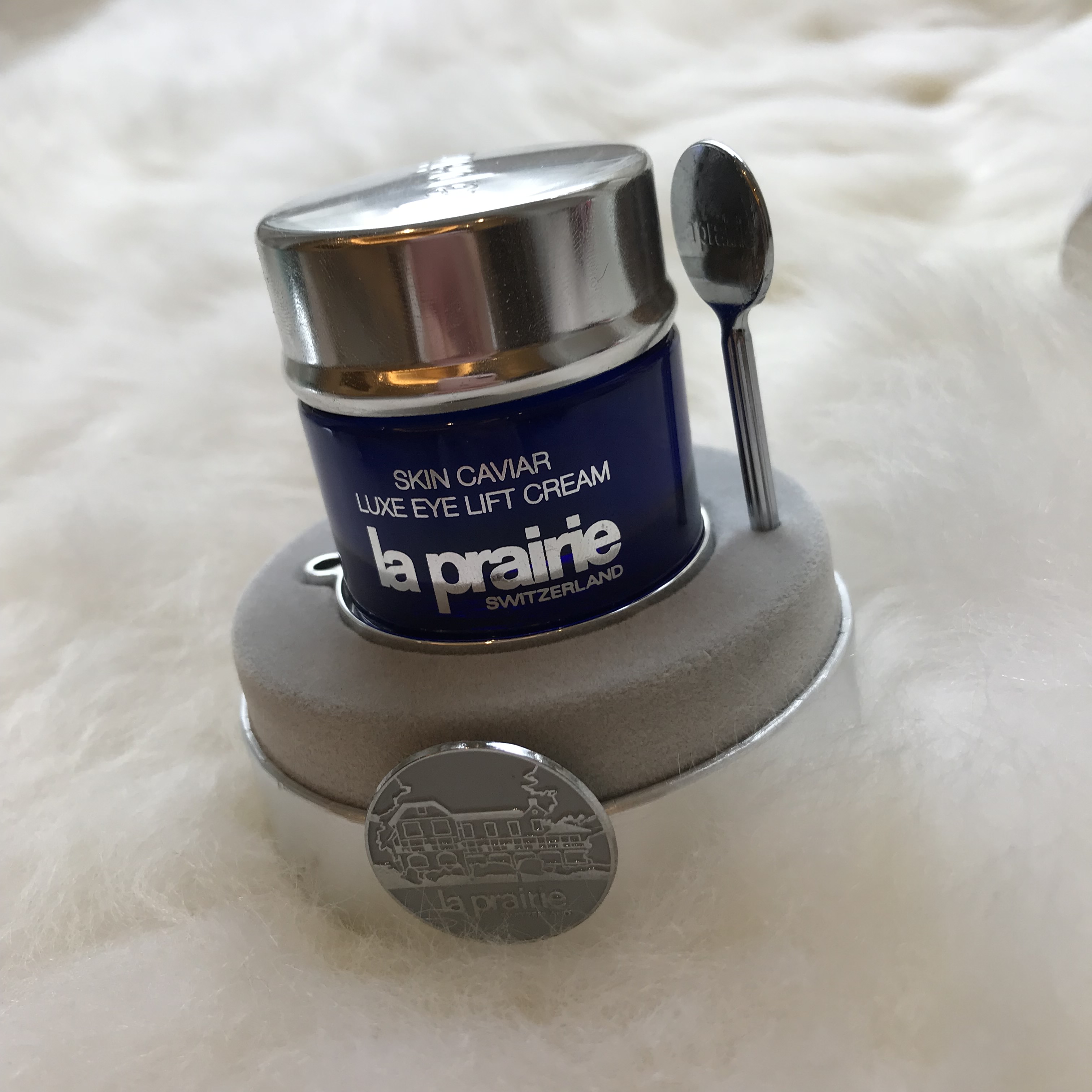 贵妇眼霜什么比较好,贵妇级眼霜精华排行榜