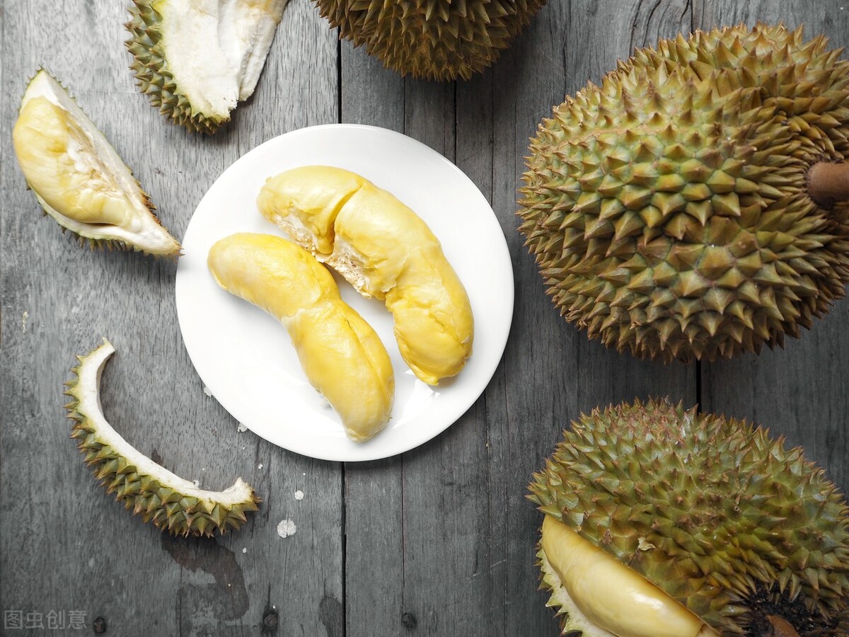 吃榴莲和什么不能一起吃,吃榴莲不能和什么一起吃
