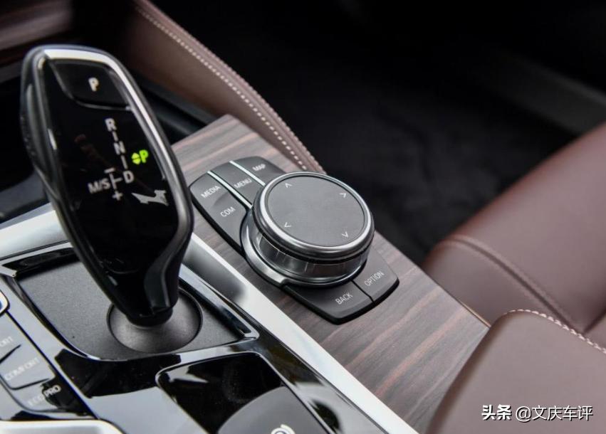 停车先挂p挡再熄火吗,停车先挂p挡再拉手刹有事吗