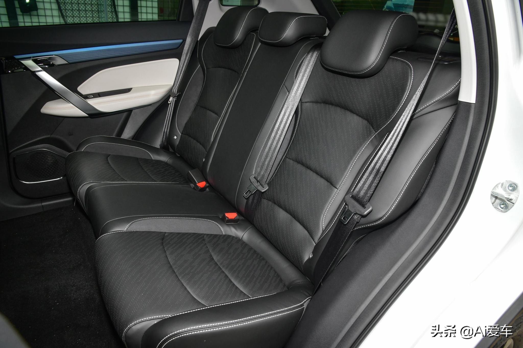 2020款吉利博越1.8t自动suv落地价,省油空间大动力足价格便宜的suv