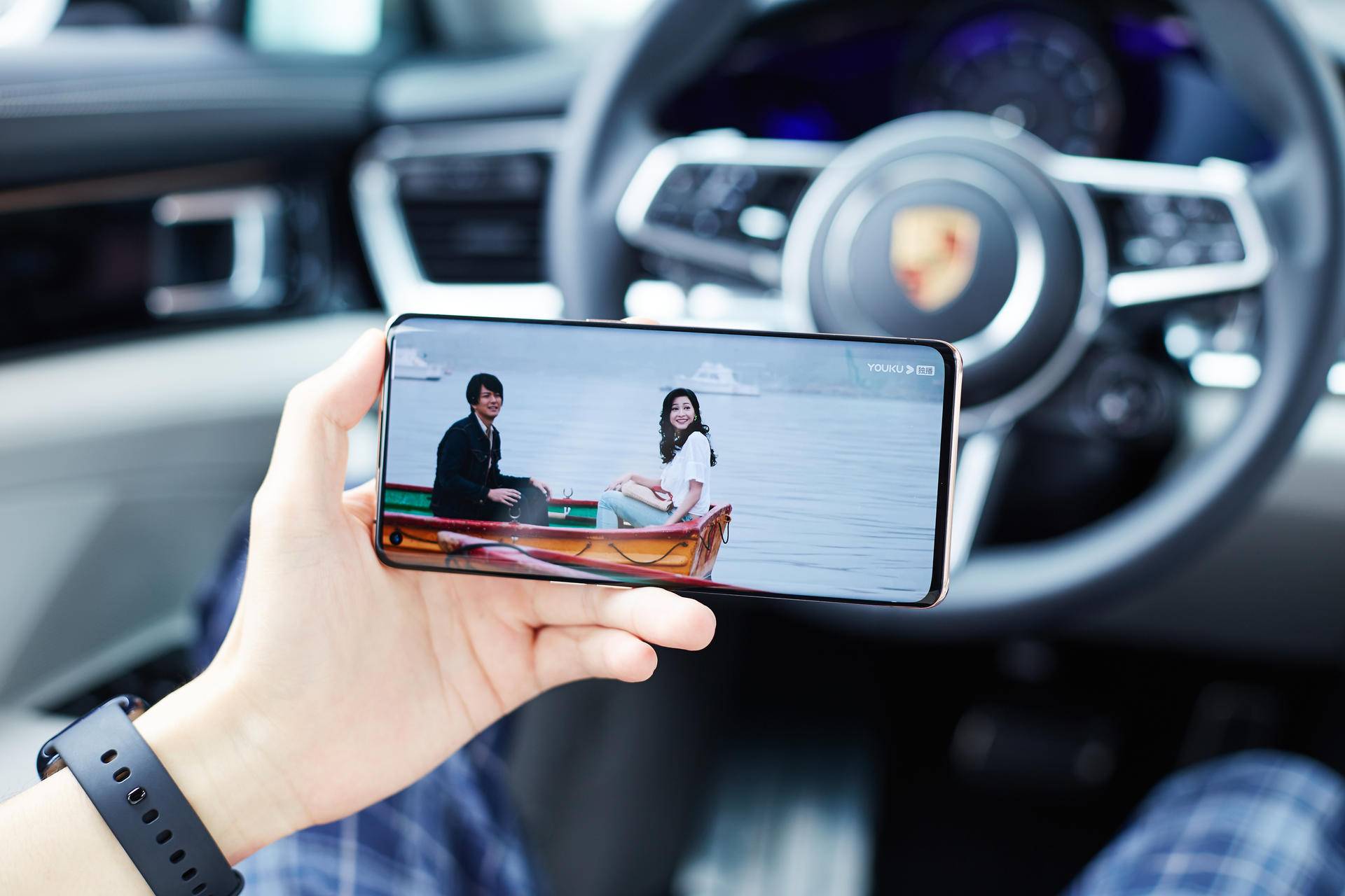 鍗庝负鍜宱ppo鏃楄埌鏈烘祦鐣呭害瀵规瘮,oppo鍜屽崕涓哄摢涓洿瀹规槗鍗￠】