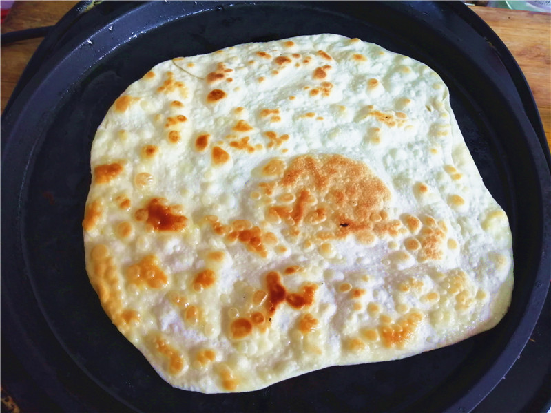 如何用电饼铛烙饼不硬又不塌,电饼铛如何烙饼不发硬