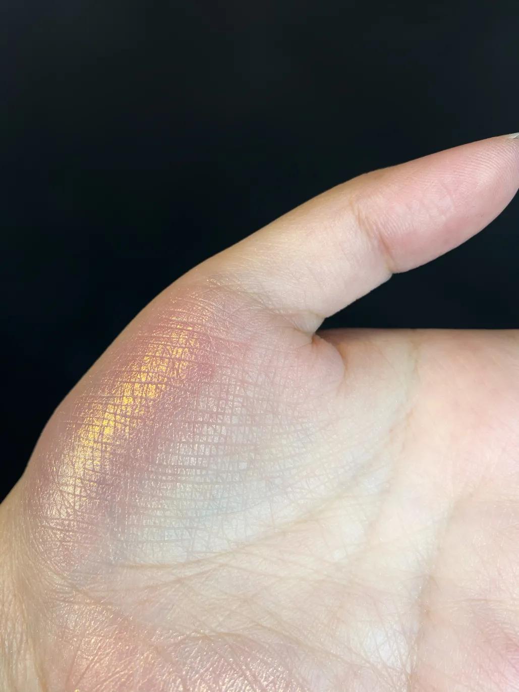 mac圣诞高光peach,macstarquake