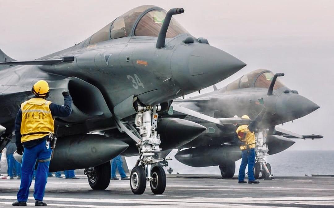 达索阵风战斗机vs布加迪,法国达索阵风