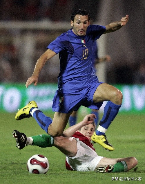 意大利顶级足球后卫,意大利足坛十大杰出后卫