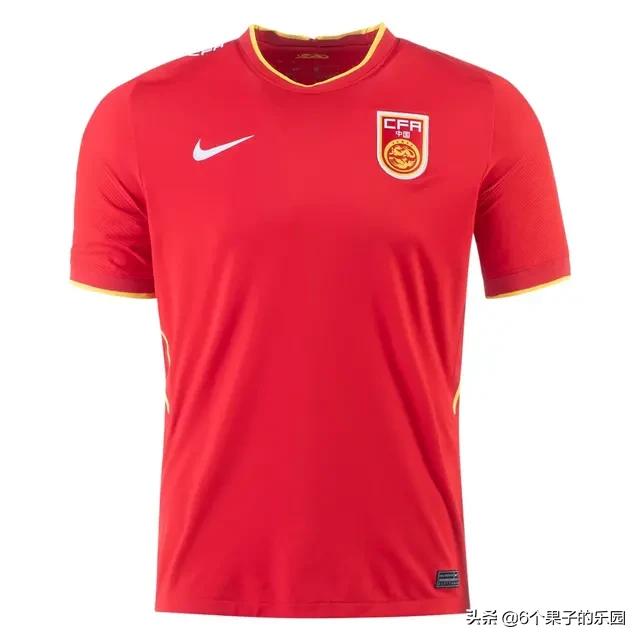 中国男足新款球衣美国首卖，定价640元，你会买吗？