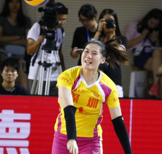 2019年女排联赛刘晓彤首发,中国女排刘晓彤首发视频