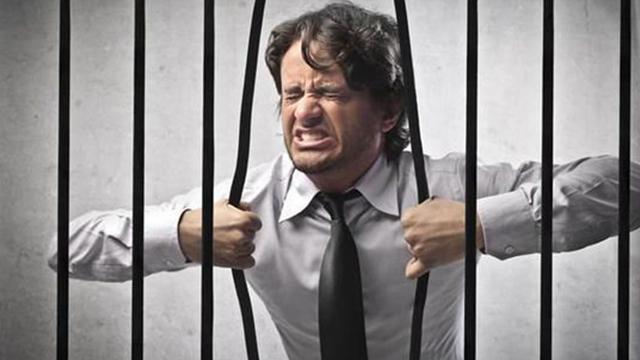 老婆和别的男人在一起了怎么办,老婆和别的男人暧昧或出轨了怎样