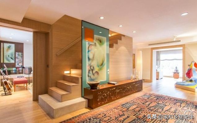 c罗梅西房子对比,梅西c罗内马尔生活