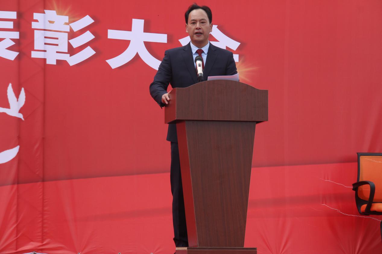 贵州大学科技学院2015级军训,贵州大学管理学院开学典礼