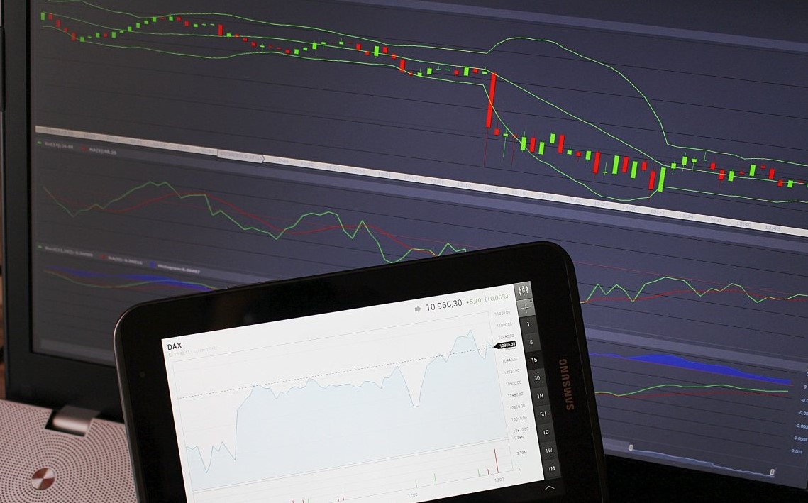 期货交易技巧如何操作,期货大佬都是怎么做交易的