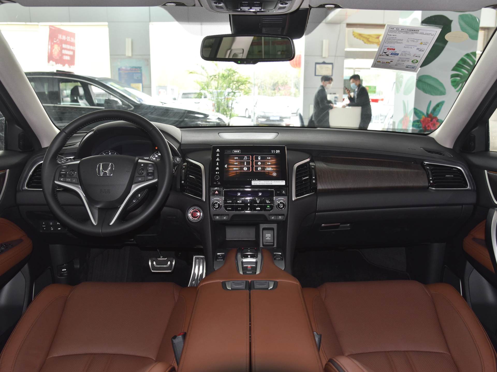 2.0t动力好7座4驱suv车推荐,什么车比冠道的空间大动力强